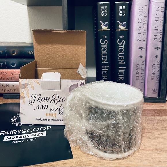 Fairyloot Exclusive WTTCON Full Box Items - Picture 3 of 13